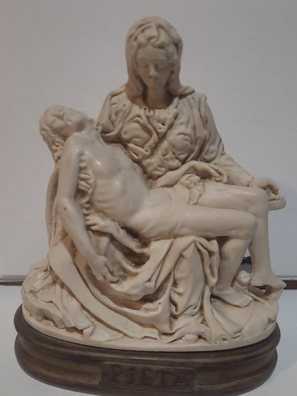 Michelangelo’s Pietà Statue – 7" Made in Italy – Bonded Marble/Alabaster